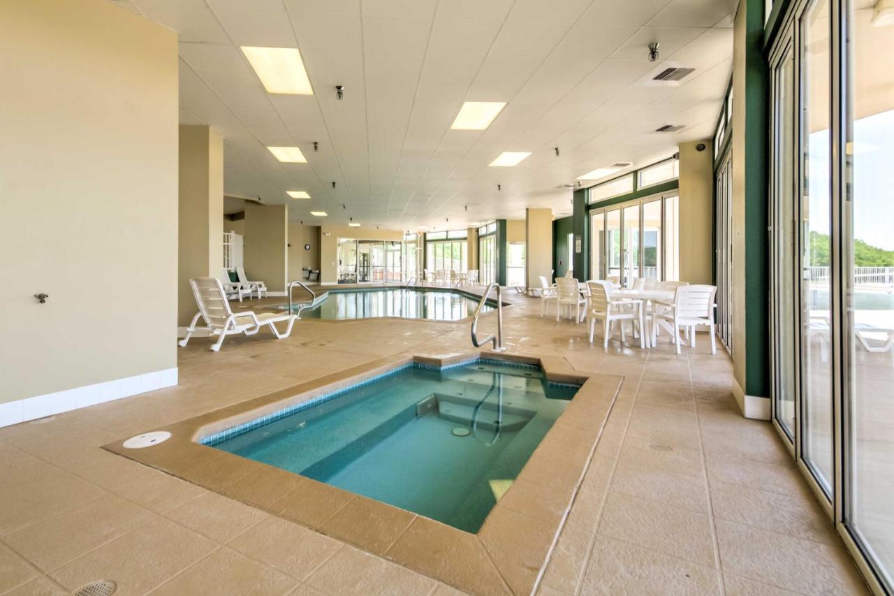 Lakefront Osage Beach Condo Balcony And Pool Access エクステリア 写真