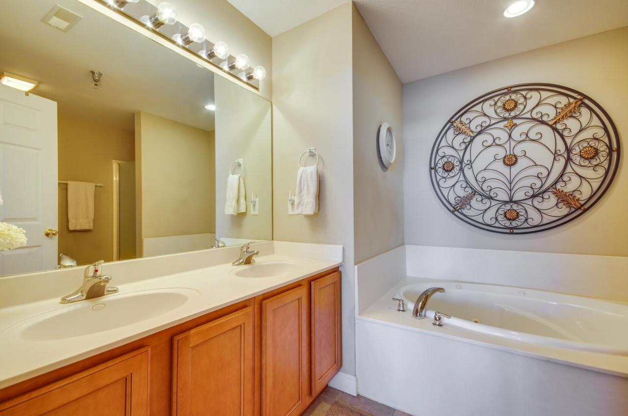 Lakefront Osage Beach Condo Balcony And Pool Access エクステリア 写真